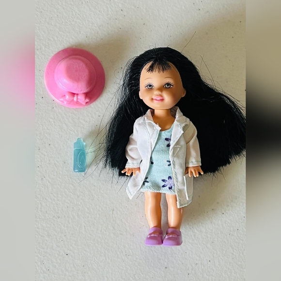 90s Vintage kelly doll vintage Barbie doll fashion doll vintage doll - Picture 4 of 11